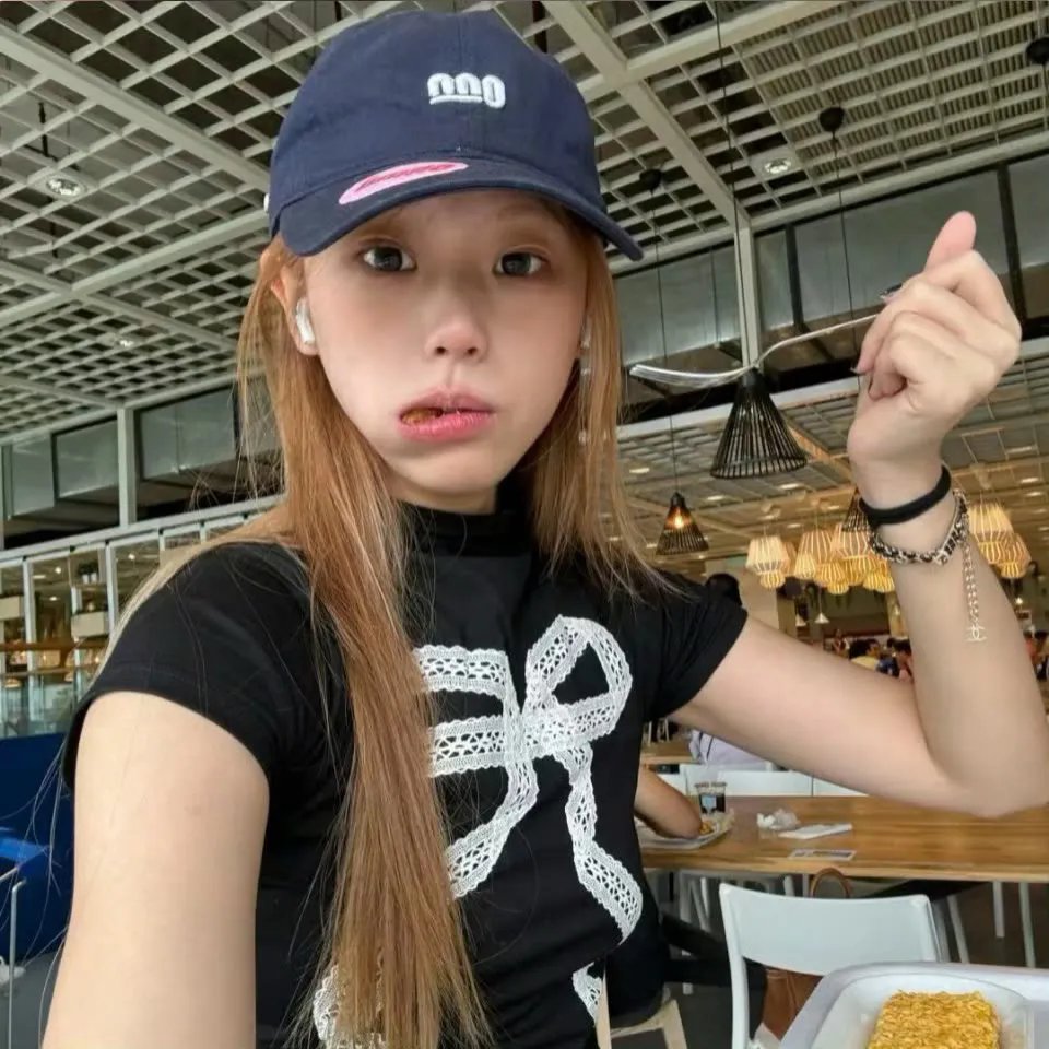 正是青春璀璨时